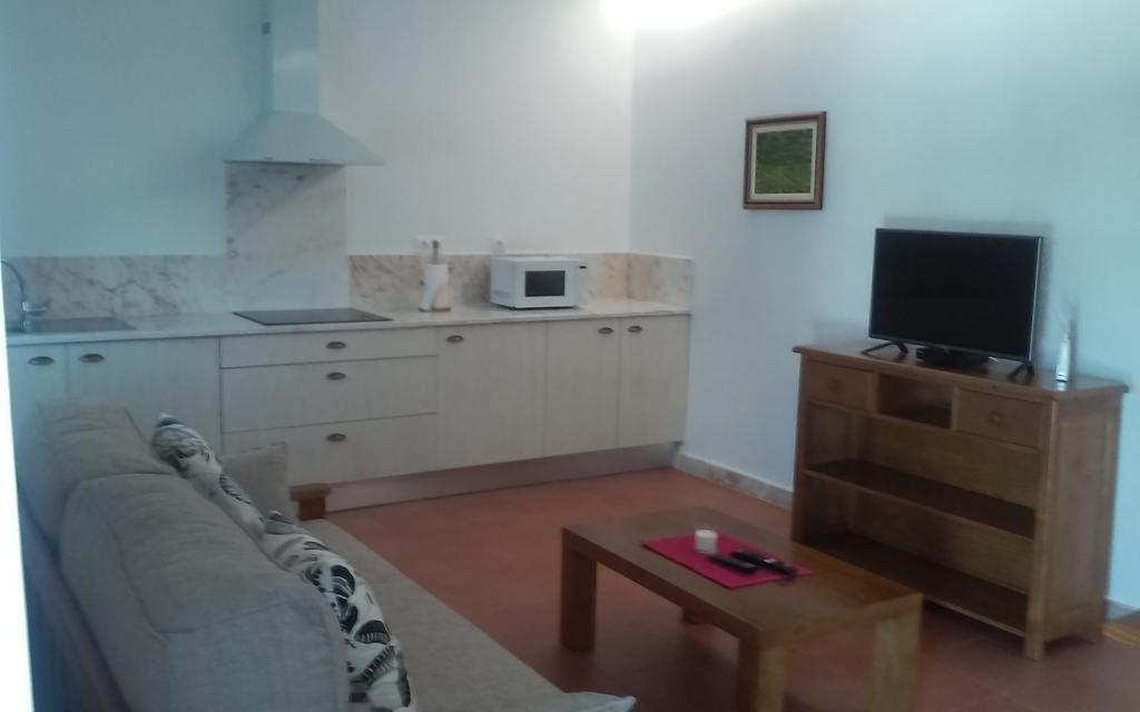 Casas Antigas Da Torre Apartment Torre de Coelheiros ภายนอก รูปภาพ